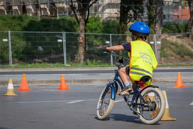 Slika /PU_VP/Slike_Vijesti/Prometna nesreća biciklist 2020 ED (3).jpg